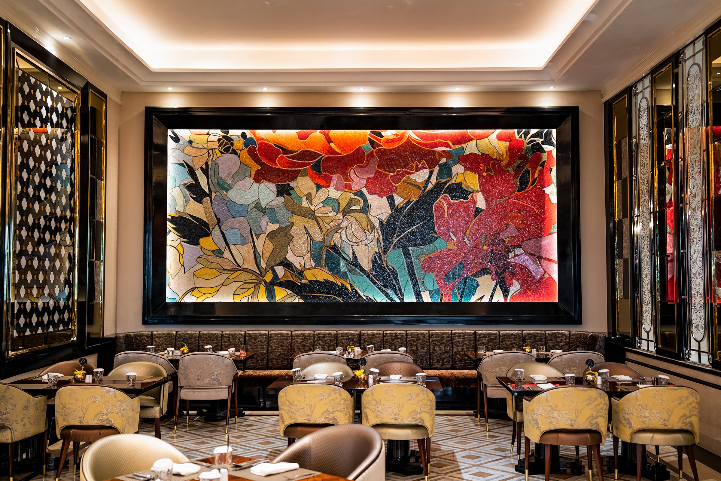 GRAND RESTAURANT